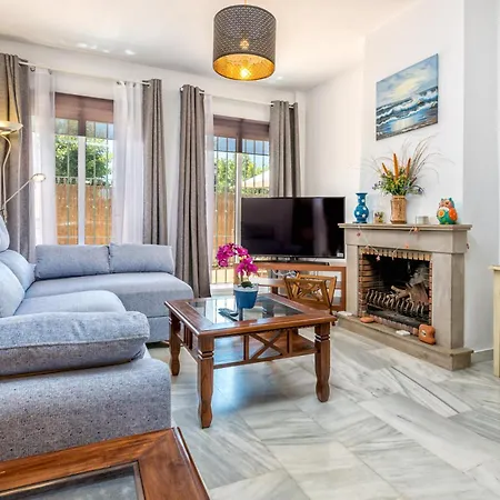 Castillo Sohail Townhouse Near The By Costarentals - Ref 101 Apartment Fuengirola