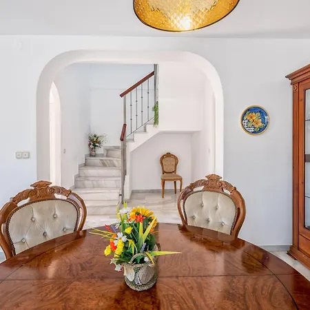 Castillo Sohail Townhouse Near The By Costarentals - Ref 101 Apartment