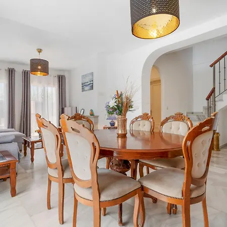 Castillo Sohail Townhouse Near The By Costarentals - Ref 101